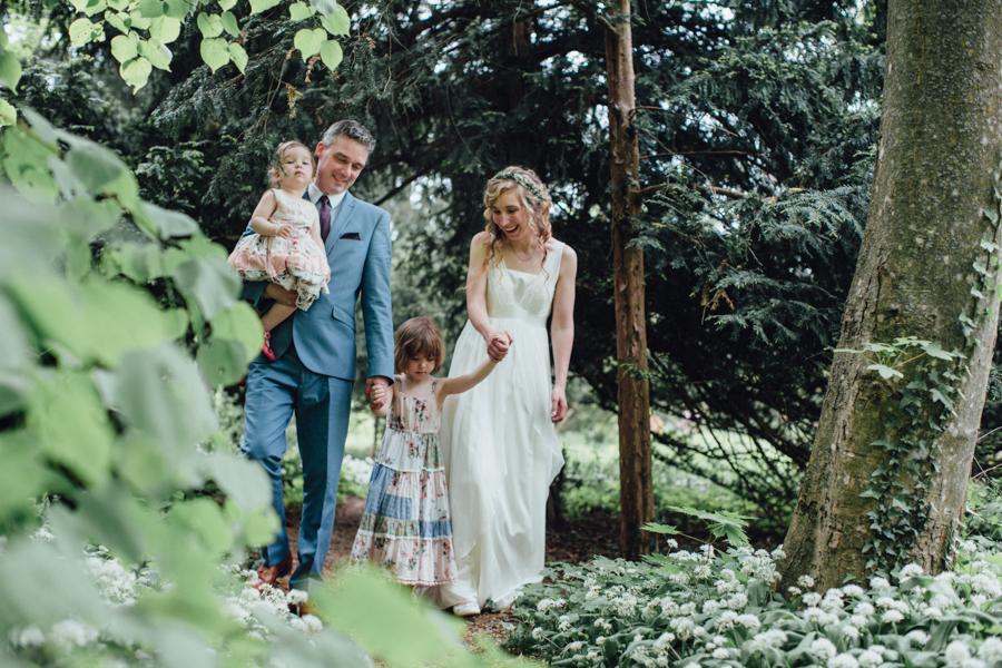 wedding photography garden